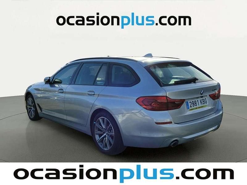 Usado BMW 530 265 CV (194 kW) 2017 Plateado Familiar