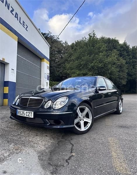Usado Mercedes E320 Avantgarde 204 CV (150 kW) 2004 Azul Berlina