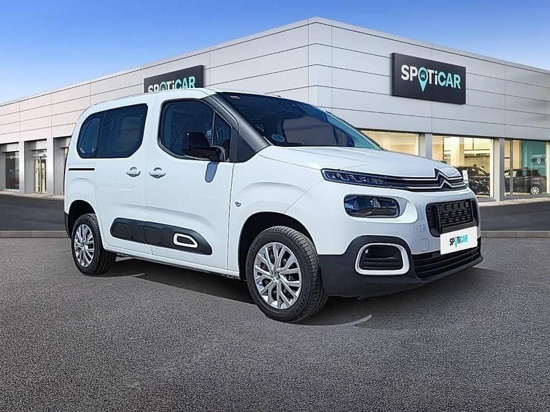 Usado Citroën Berlingo 102 CV (75 kW) 2023 Blanco Monovolumen