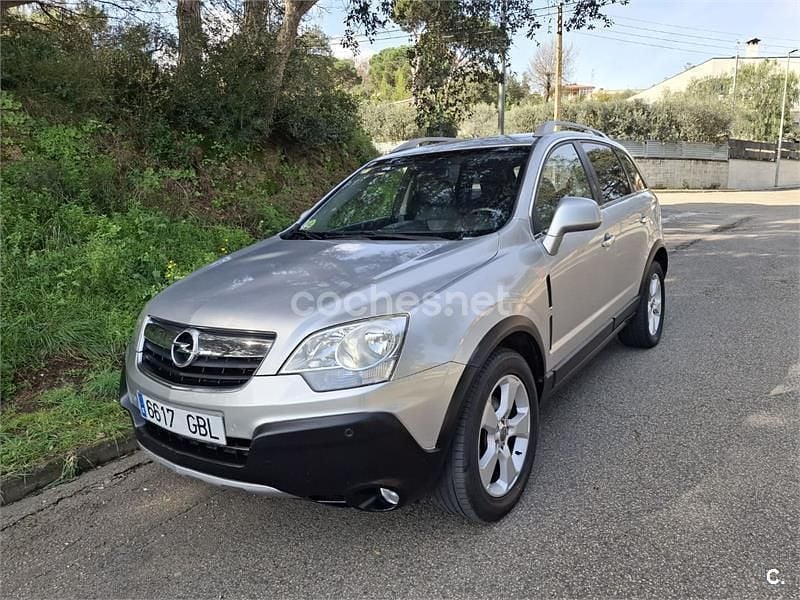 Usado Opel Antara Cosmo 150 CV (110 kW) 2008 Gris / plata SUV