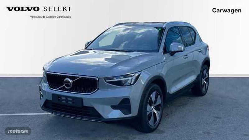 Gris Nuevo 2025 Volvo XC40 Core SUV | 39.600 € (Precio justo) - Imagen 1/4