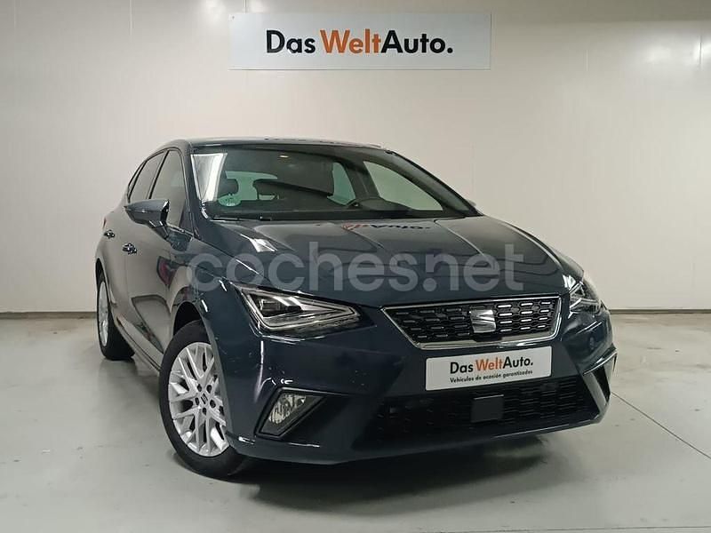 Azul Usado 2025 Seat Ibiza Berlina | 16.950 € (Precio justo) - Imagen 1/4