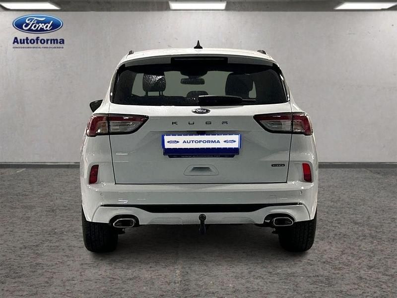 Usado Ford Kuga ST-Line 225 CV (165 kW) 2022 Blanco SUV