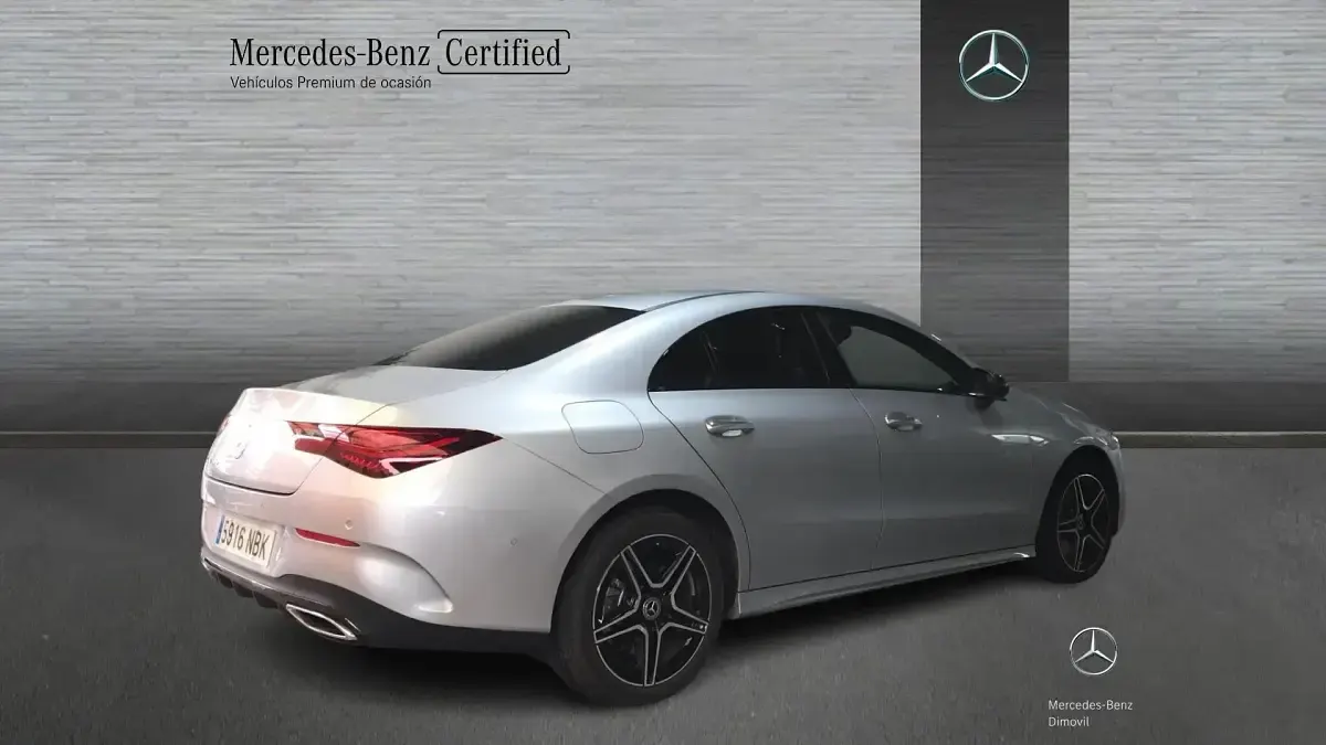 Usado Mercedes CLA250e 218 CV (160 kW) 2025 Plata hightech Berlina