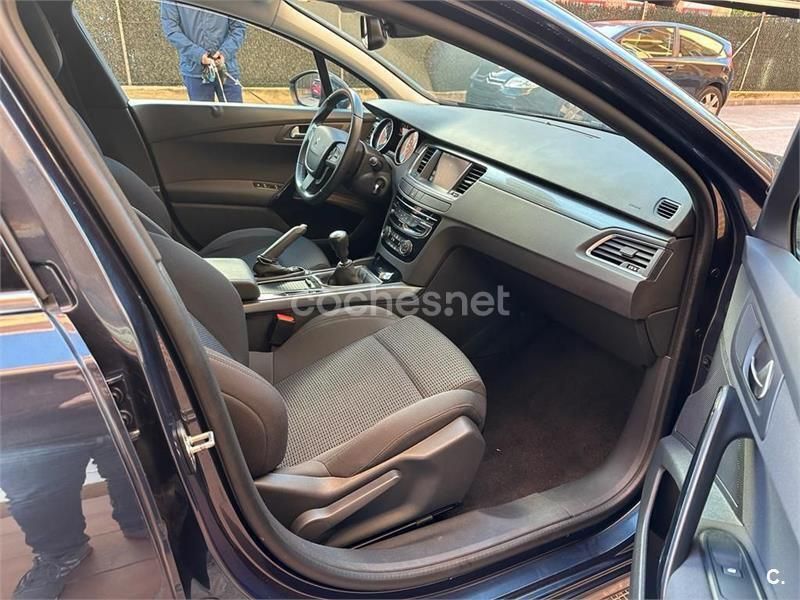 Usado Peugeot 508 Allure 150 CV (110 kW) 2016 Azul Familiar