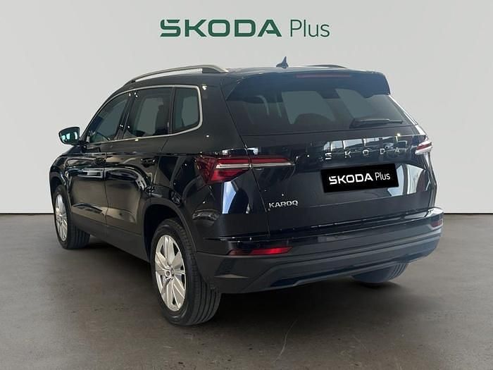 Usado Skoda Karoq Selection 150 CV (110 kW) 2025 Negro SUV