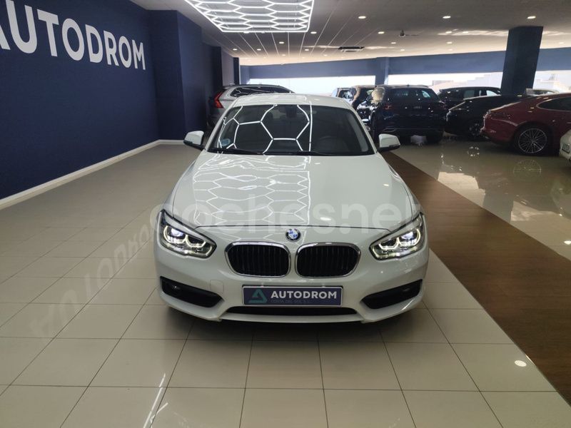 Usado BMW 116 116 CV (85 kW) 2015 Blanco Utilitario