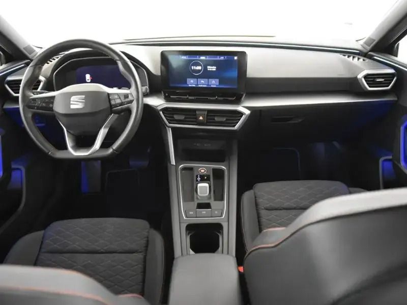 Usado Seat Leon FR 150 CV (110 kW) 2024 Negro