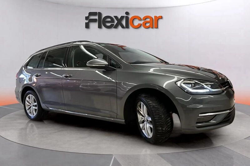 Gris Usado 2019 VW Golf VII Advance Familiar | 11.490 € (Precio justo) - Imagen 1/4