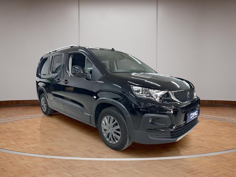 Begagnad Peugeot Rifter Active 130 HK (95 kW) 2020 Svart Minibuss