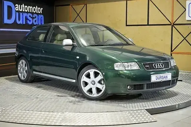 Usado Audi A3 210 CV (154 kW) 2000 Verde Utilitario