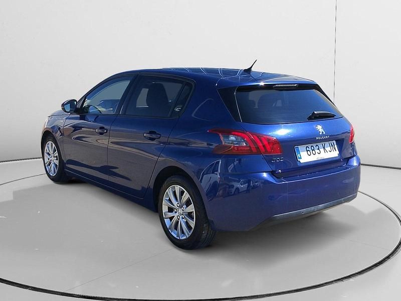 Usado Peugeot 308 Style 111 CV (81 kW) 2018 Azul Utilitario