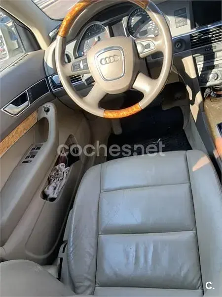 Usado Audi A6 180 CV (132 kW) 2005 Beige Familiar