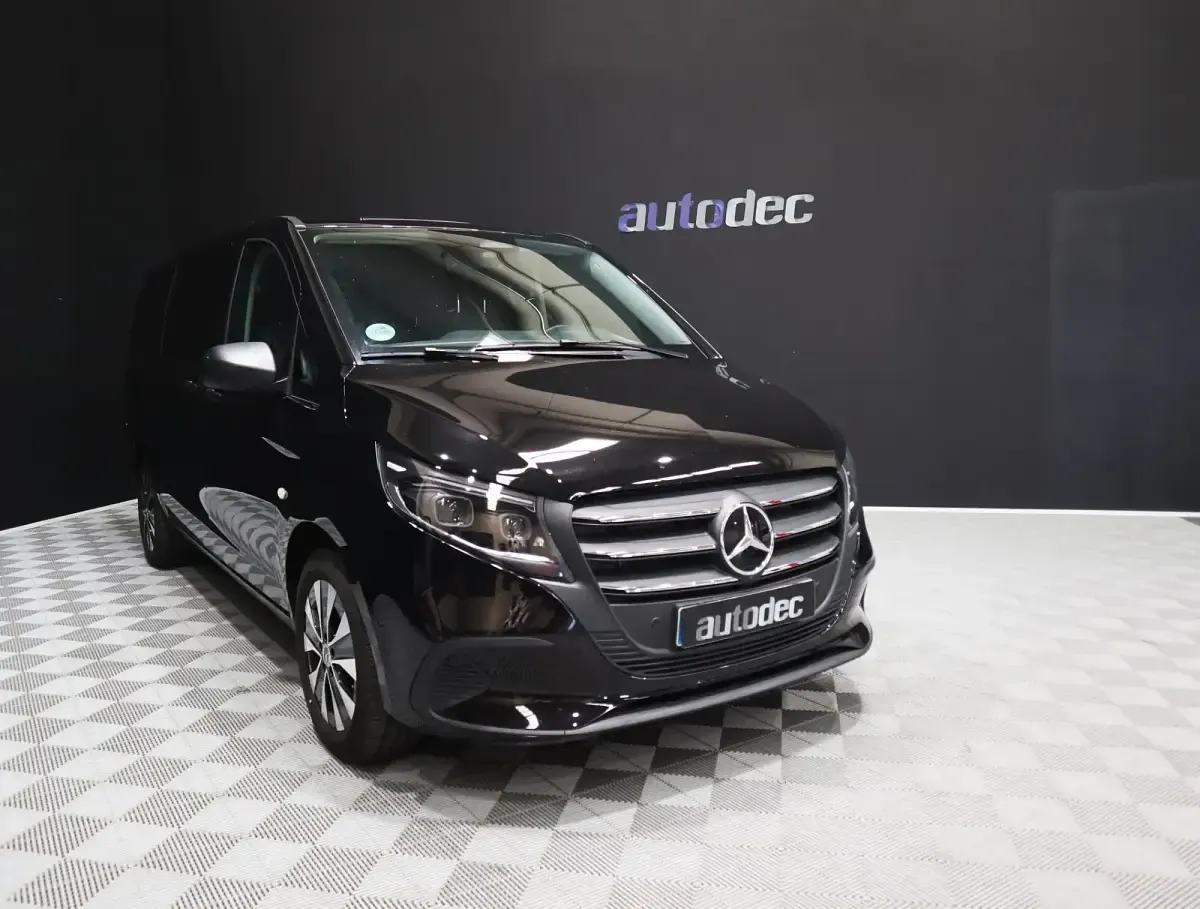 Usado Mercedes Vito 163 CV (119 kW) 2025 Negro Van