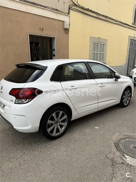 Begagnad Citroën C4 Feel 110 HK (80 kW) 2016 Vit Sedan