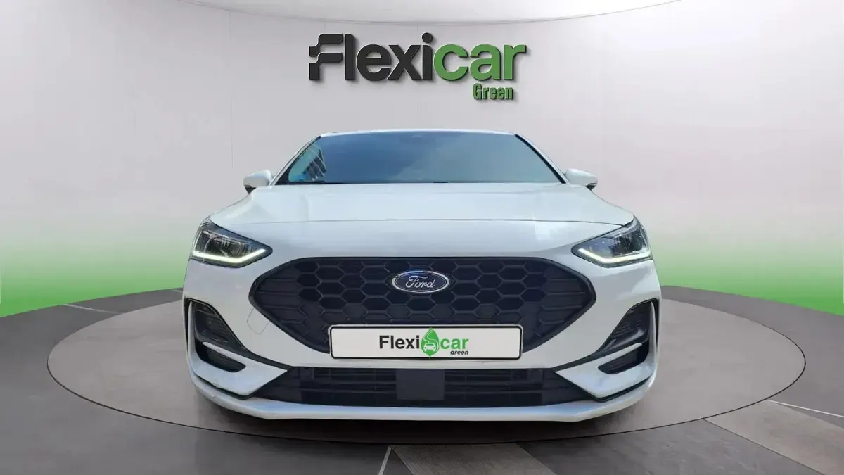 Usado Ford Focus Active 155 CV (114 kW) 2024 Blanco Berlina