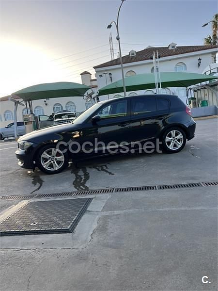 Usado BMW 118 143 CV (105 kW) 2008 Negro Utilitario