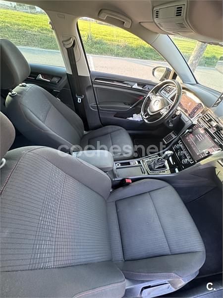 Usado VW Golf VII Advance 116 CV (85 kW) 2017 Negro Berlina