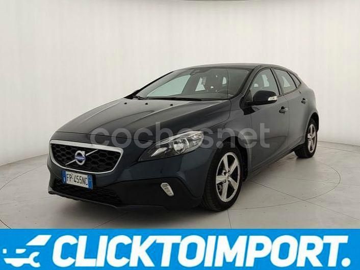 Azul Usado 2017 Volvo V40 Momentum Familiar | 9900 € - Imagen 1/4