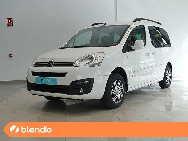 Usado Citroën Berlingo Feel 49 kW (67 CV) 2018 Blanco Monovolumen