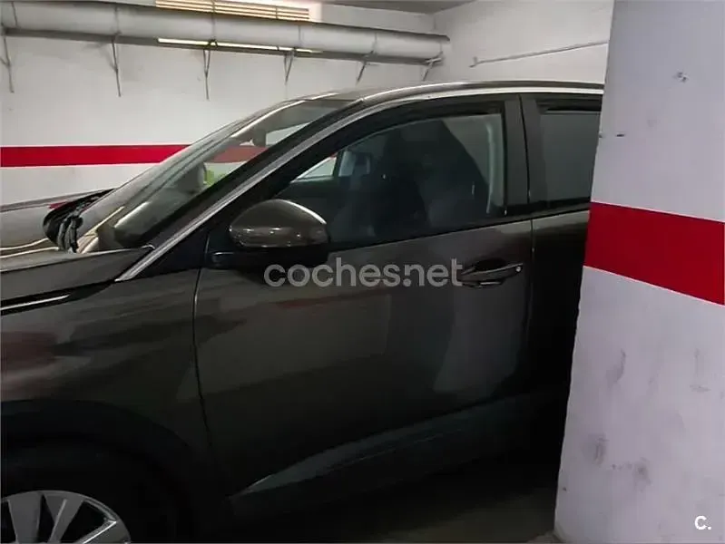 Usado Peugeot 3008 Active 120 CV (88 kW) 2017 Gris / plata SUV