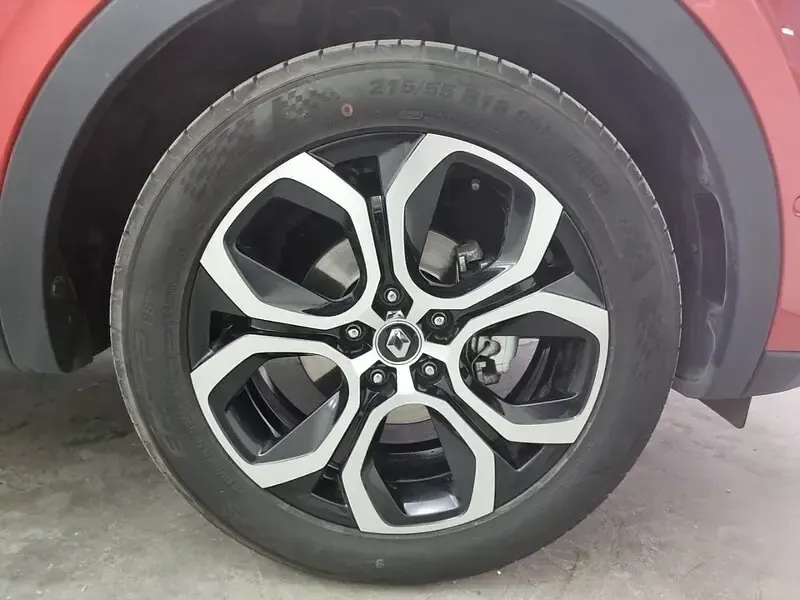 Usado Renault Arkana Zen 140 CV (102 kW) 2022 Rojo SUV