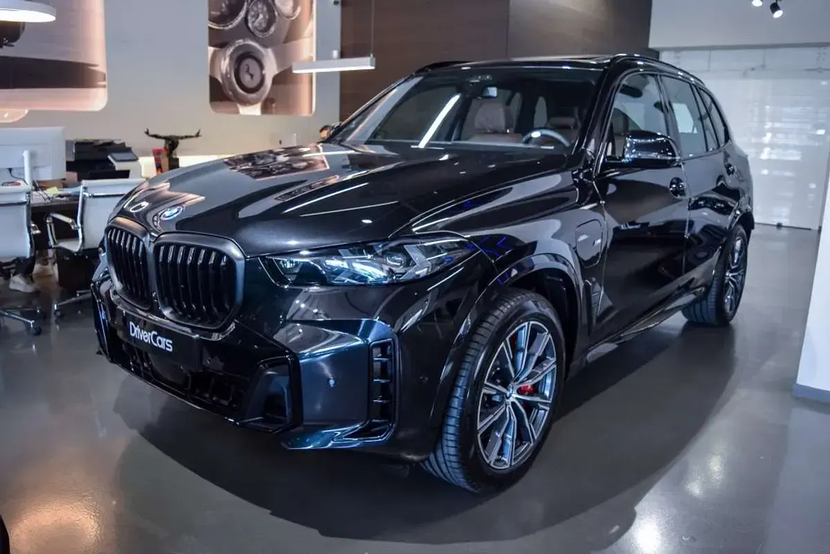 Usado BMW X5 M Sport 489 CV (359 kW) 2026 Negro SUV