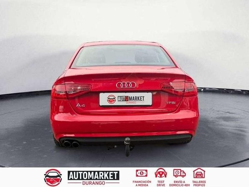 Usado Audi A4 170 HP (125 kW) 2014 Vermelho Sedan
