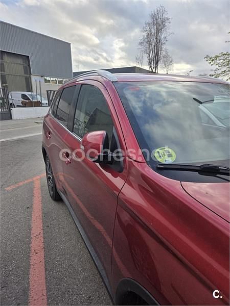 Usado Mitsubishi Outlander Motion 150 CV (110 kW) 2015 Rojo SUV