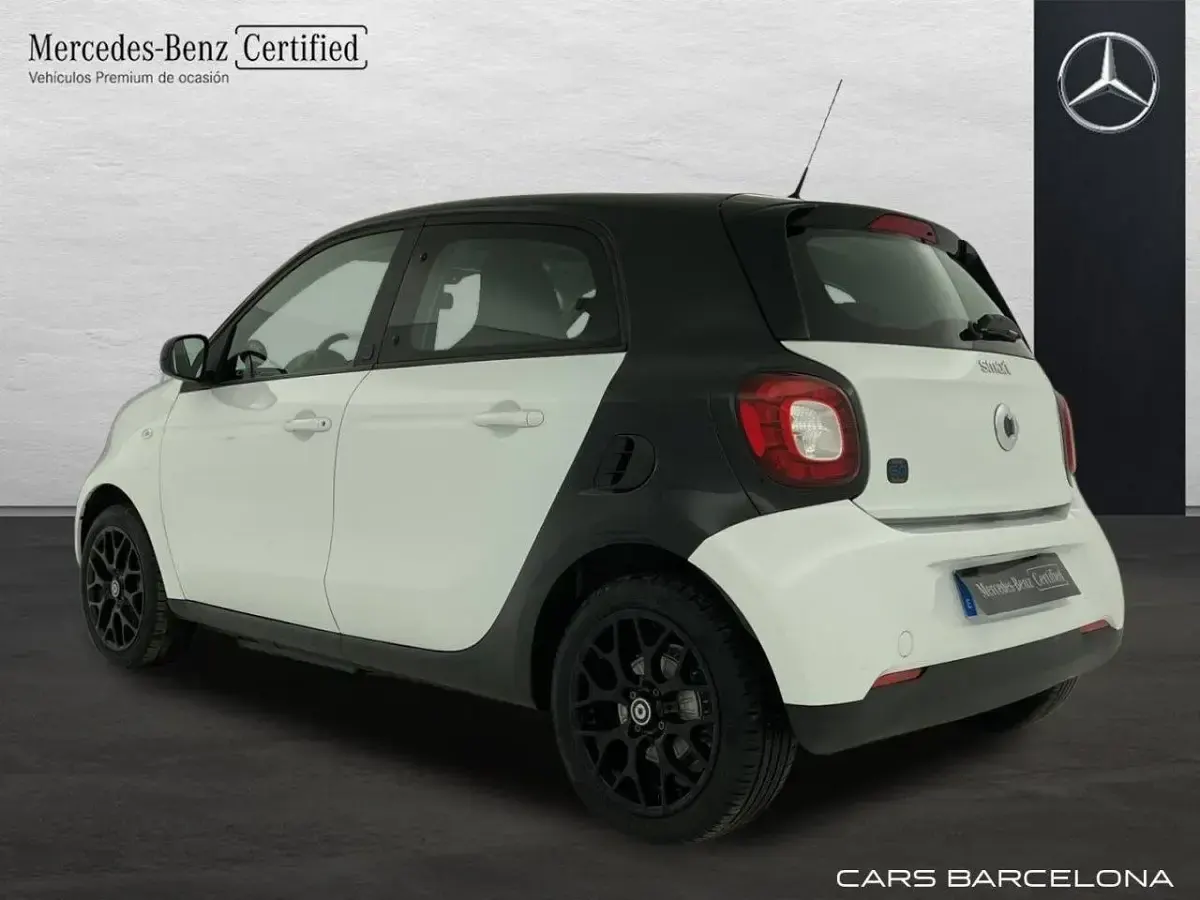 Usado Smart ForFour Electric Drive 60 kW (82 CV) 2020 Negro Berlina