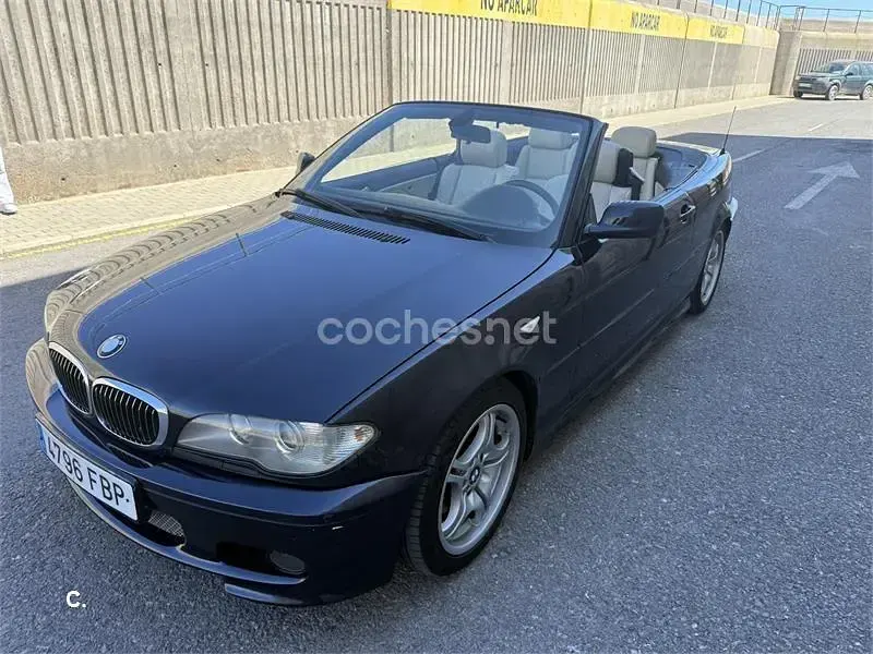 Usado BMW 320 Cabriolet 150 CV (110 kW) 2006 Azul Descapotable