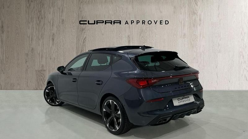 Usado Cupra Leon 150 CV (110 kW) 2024 Gris Berlina
