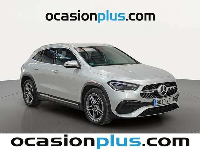 Usado Mercedes GLA200 AMG 150 CV (110 kW) 2022 Plateado SUV
