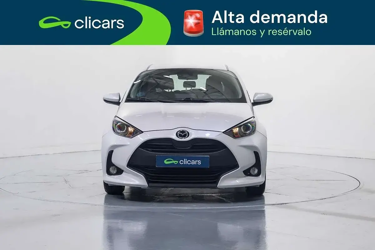 Usado Mazda 2 116 CV (85 kW) 2023 Blanco Utilitario