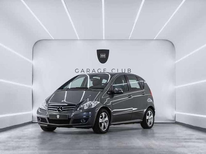 Gris Usado 2012 Mercedes A160 Avantgarde Utilitario | 7299 € - Imagen 1/4