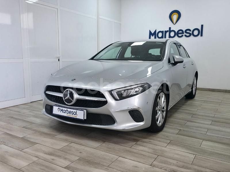 Usado Mercedes A200 163 CV (119 kW) 2020 Gris / plata Berlina