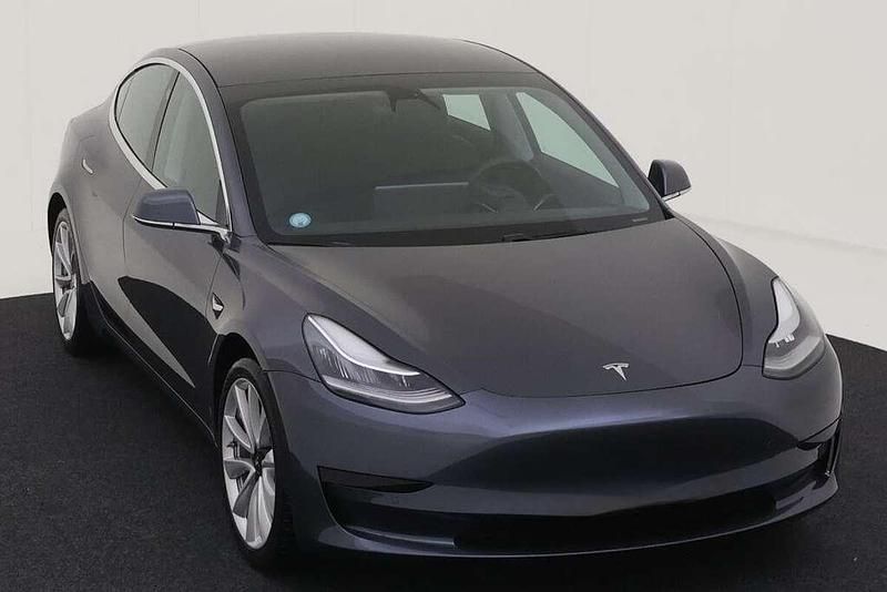 Gris Usado 2020 Tesla Model 3 Berlina | 23.990 € (Super precio) - Imagen 1/4