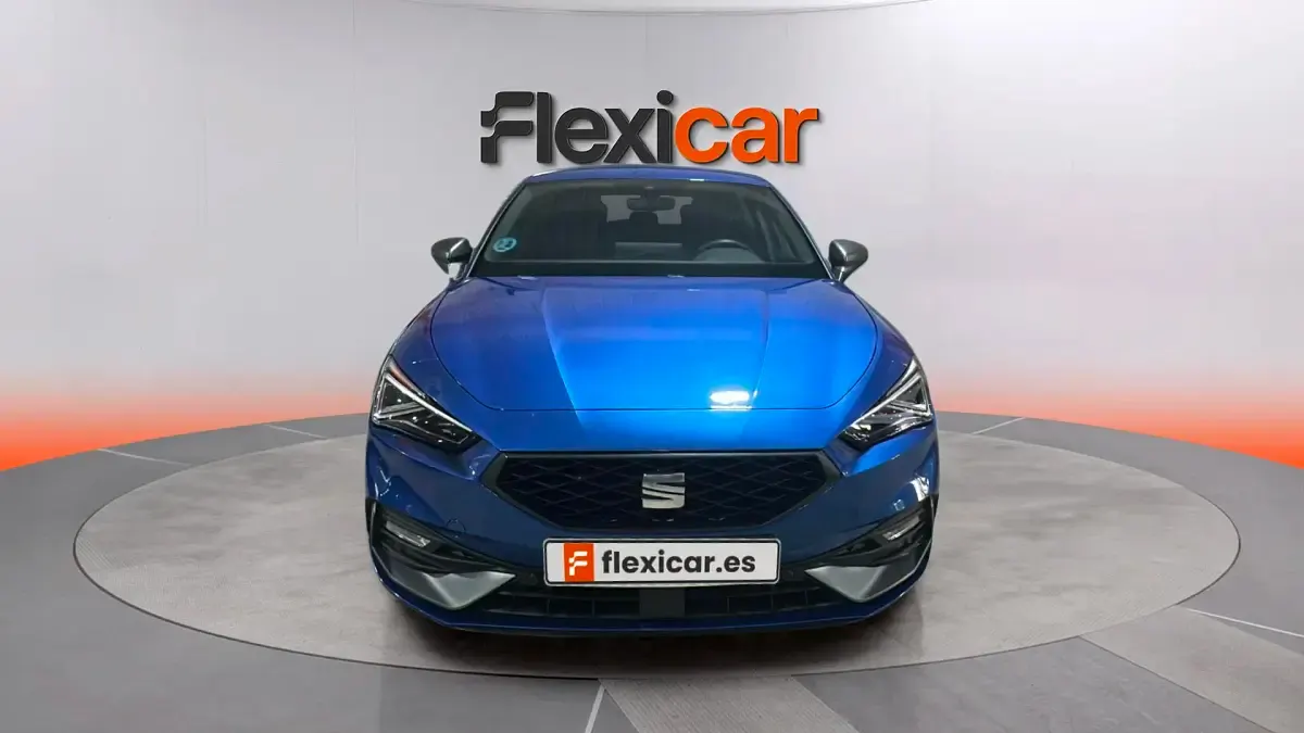 Usado Seat Leon FR 150 CV (110 kW) 2025 Azul Familiar