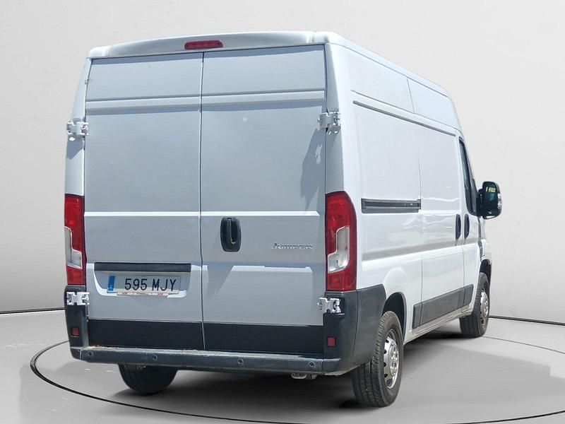 Usado Citroën Jumper 120 CV (88 kW) 2023 Blanco Monovolumen