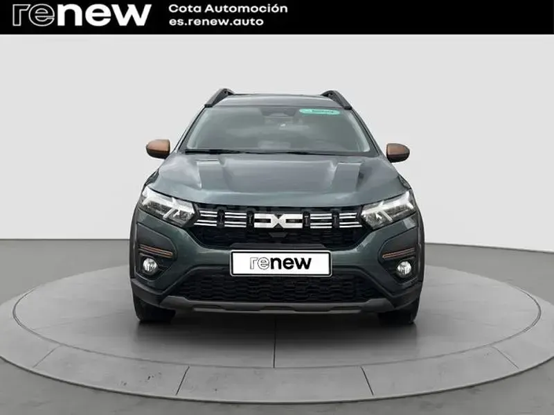 Usado Dacia Jogger Extreme 140 CV (102 kW) 2025 Verde Monovolumen