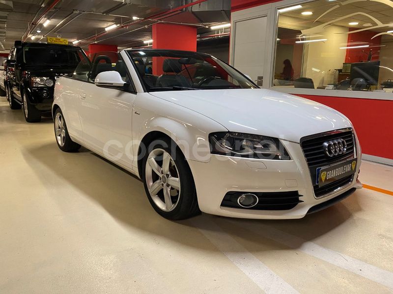 Usado Audi A3 Ambition 105 CV (77 kW) 2010 Blanco Utilitario