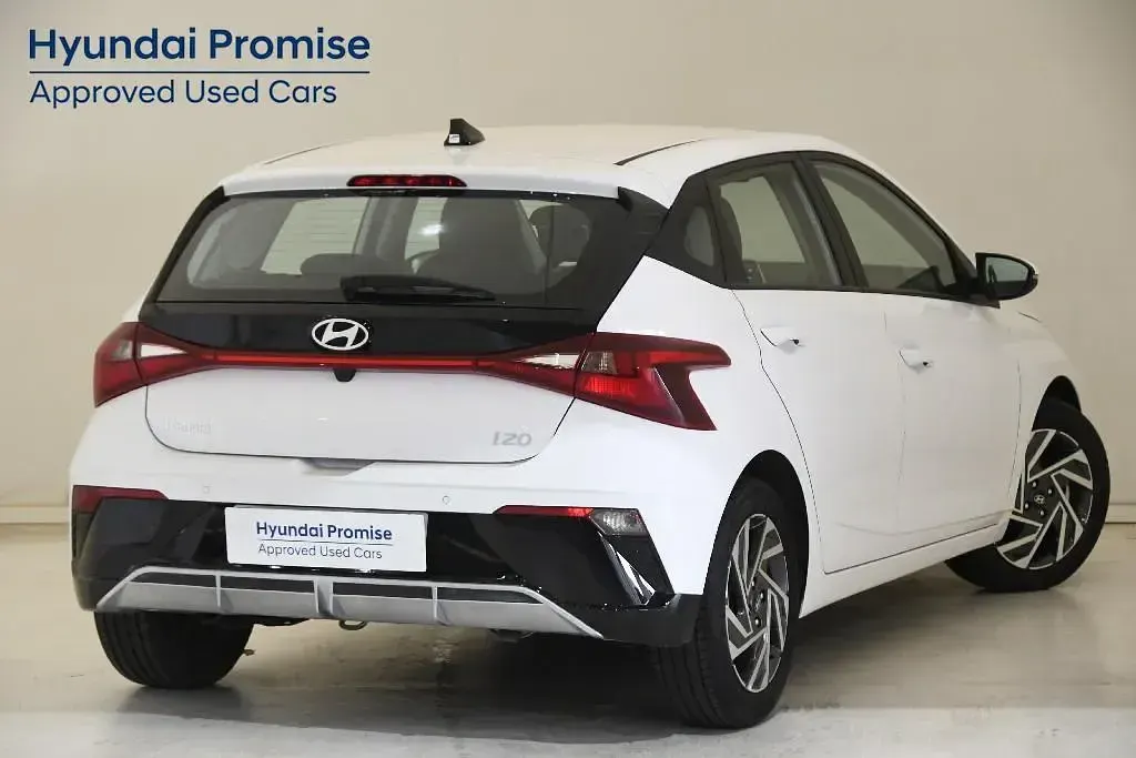 Usado Hyundai i20 99 CV (72 kW) 2024 Utilitario