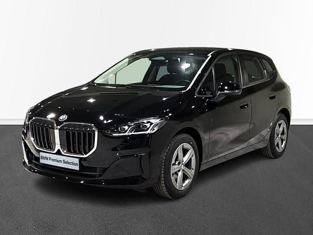 Negro Usado 2024 BMW 218 Active Tourer Comfort Edition Monovolumen | 33.900 € (Un poco caro) - Imagen 1/4