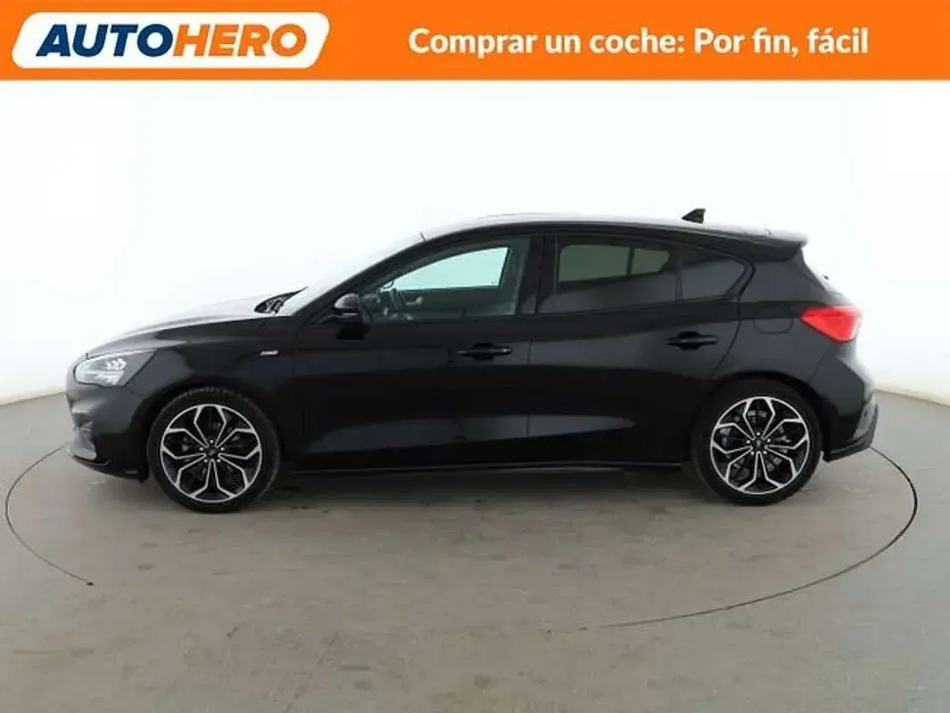 Usado Ford Focus ST-Line 125 CV (91 kW) 2019 Negro Utilitario