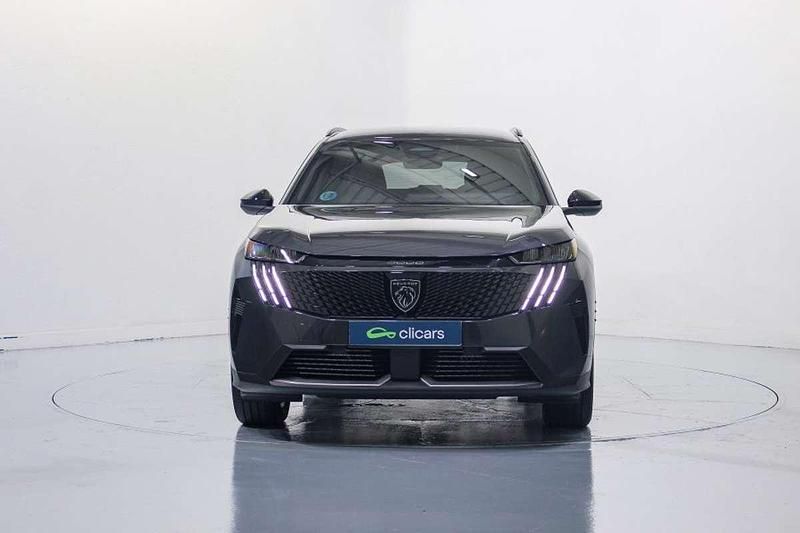 Usado Peugeot 5008 Allure 136 CV (100 kW) 2025 Gris SUV