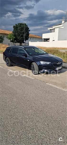 Usado Opel Insignia Country Tourer 170 CV (125 kW) 2018 Negro Familiar
