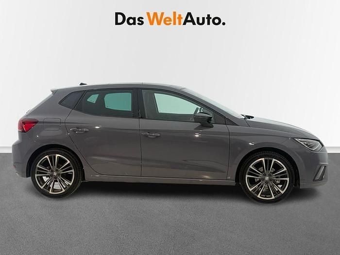 Usado Seat Ibiza FR 150 CV (110 kW) 2024 Gris / plata Utilitario