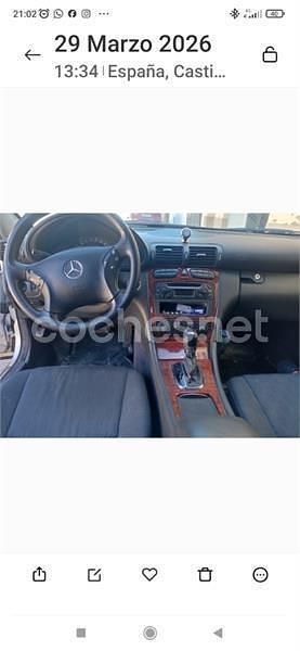 Usado Mercedes C220 Classic 143 HP (105 kW) 2002 Cinzento Sedan