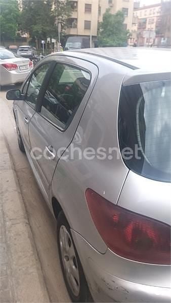 Gris / plata Usado 2005 Peugeot 307 Berlina | 2300 € (Buen precio) - Imagen 1/4