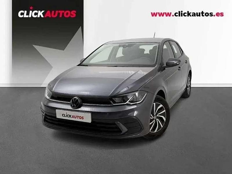 Usado VW Polo Life 95 CV (69 kW) 2023 Gris Utilitario